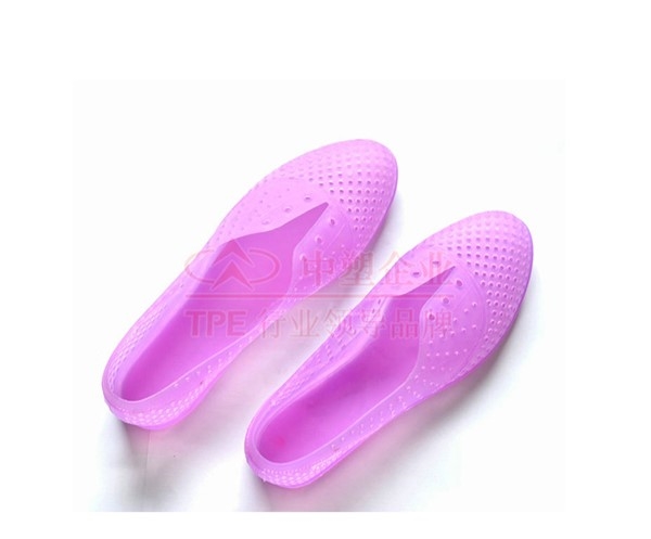 Kako preprečiti vpijanje vlage v materialih TPE? Kako preprečiti vpijanje vlage v materialih TPE?